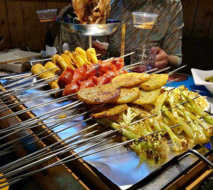 丁青音乐烧烤吧